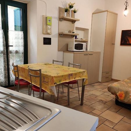 Bilocale Nella Vecchia Citta' Di Mentone Apartment ภายนอก รูปภาพ