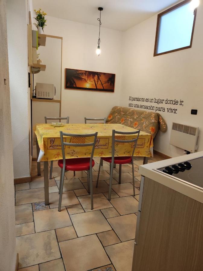 Bilocale Nella Vecchia Citta' Di Mentone Apartment ภายนอก รูปภาพ